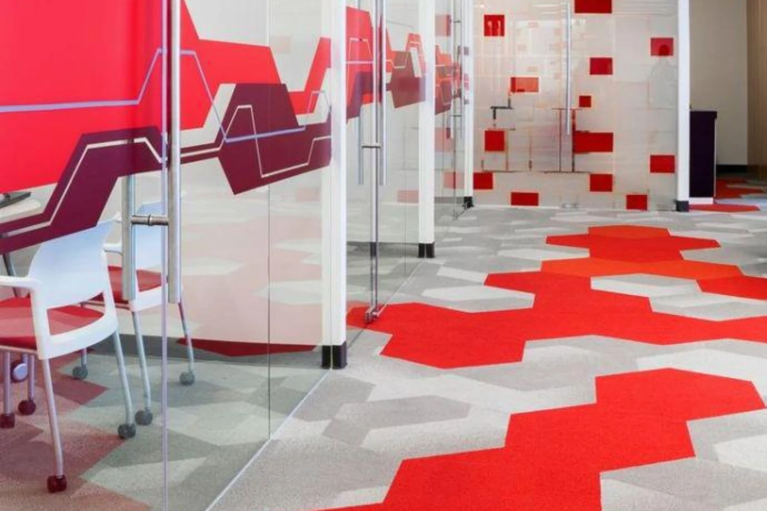 Hexagone Carpet Tile-Red